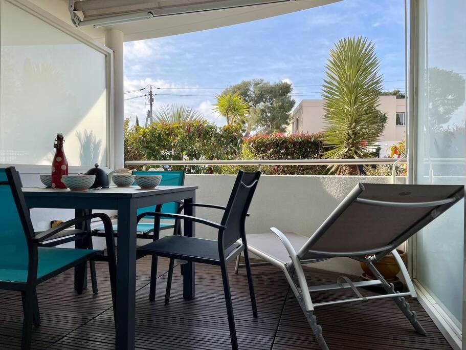 21 - Tres Agreable Rdc Avec Terrasse Et Parking Appartement Bandol Buitenkant foto