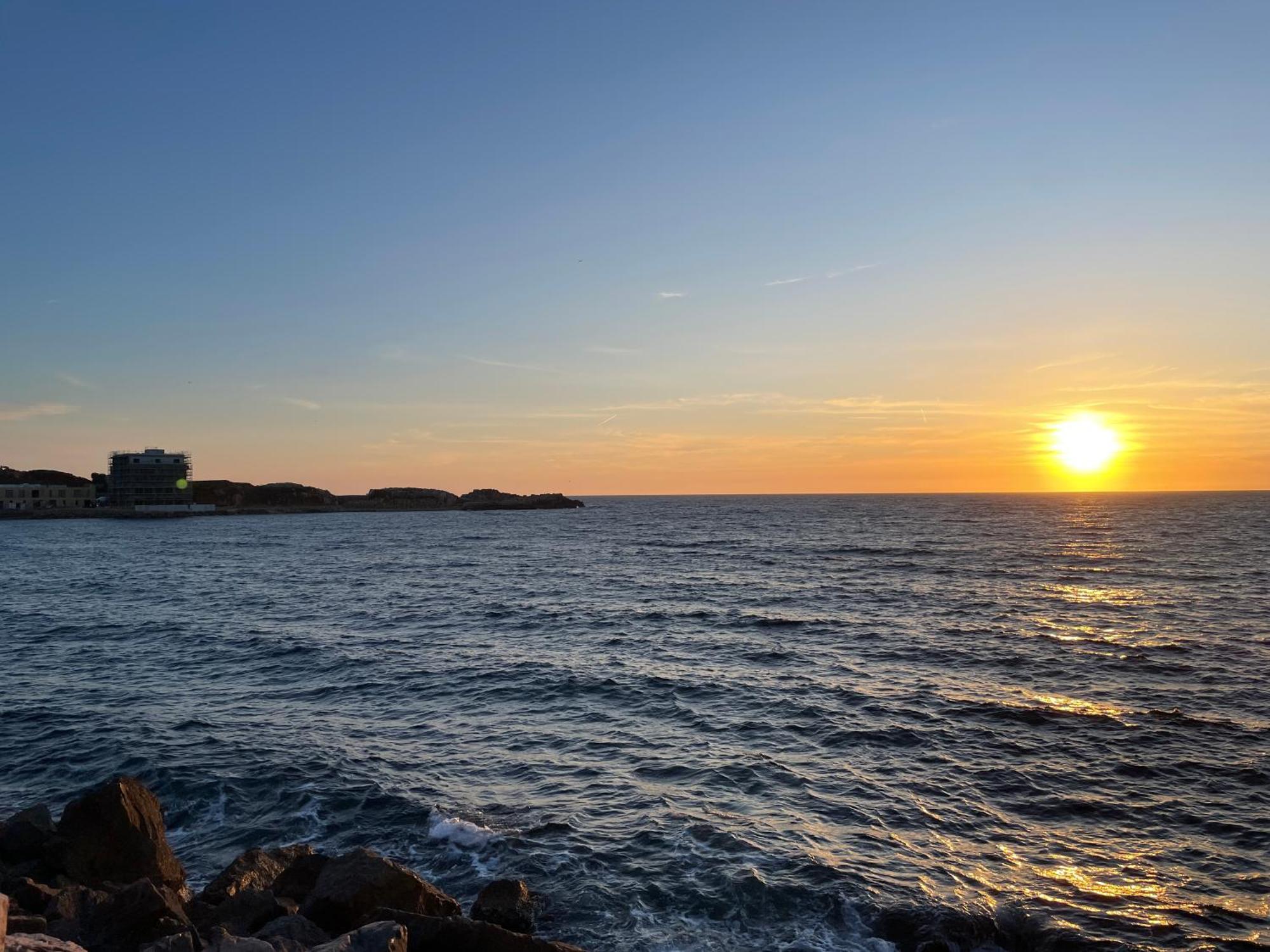 21 - Tres Agreable Rdc Avec Terrasse Et Parking Appartement Bandol Buitenkant foto
